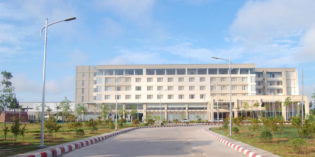 Man Myanmar Hotel Naypyidaw Exterior foto