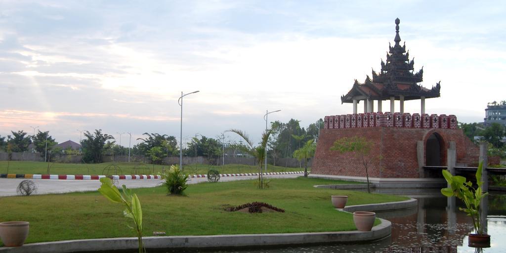 Man Myanmar Hotel Naypyidaw Exterior foto