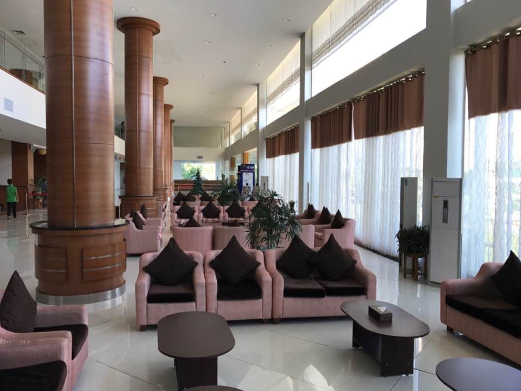 Man Myanmar Hotel Naypyidaw Exterior foto